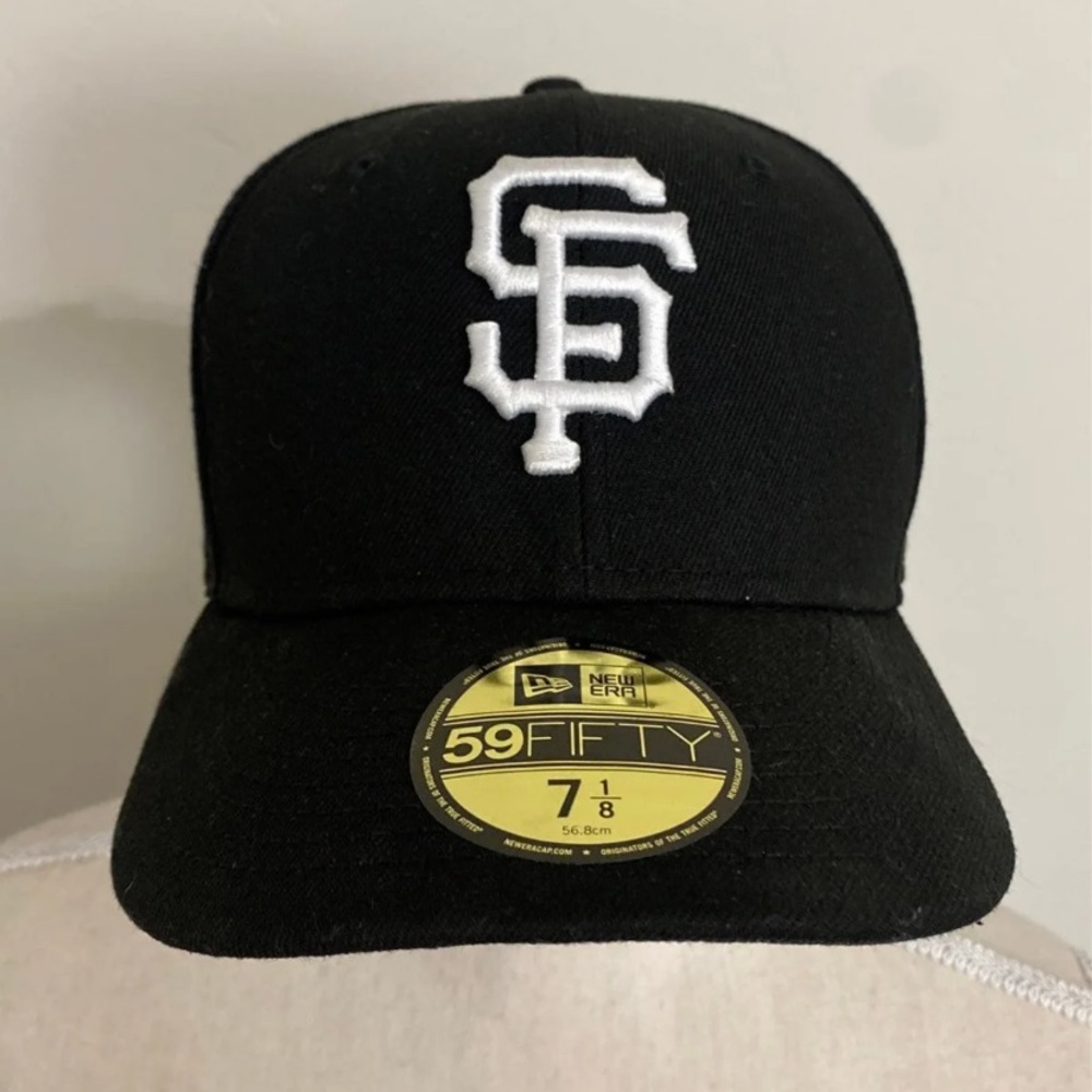 New era fitted hat
